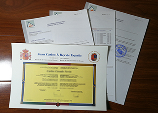 Universidad de Alicante diploma with a transcript